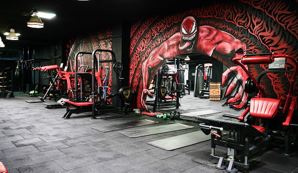 Dark Gym Fitness Salon